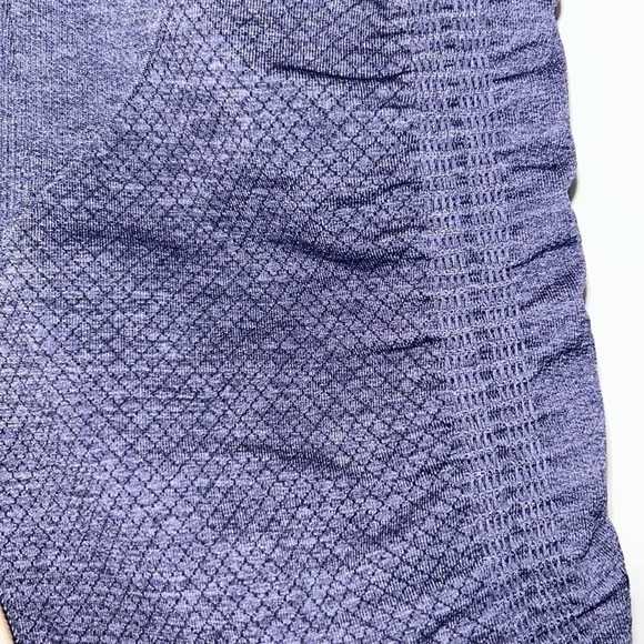 Lululemon In The Flow Cropped Leggings Size 6 - Picture 4 of 9